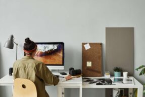 Freelance Services WordPress Themes