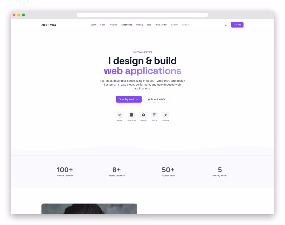 Alex Rivera - Astro and Tailwind CSS Template