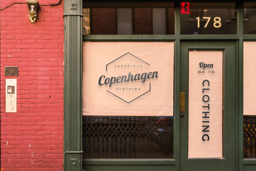 21 Best PSD Storefront Mockups 2026 - Colorlib